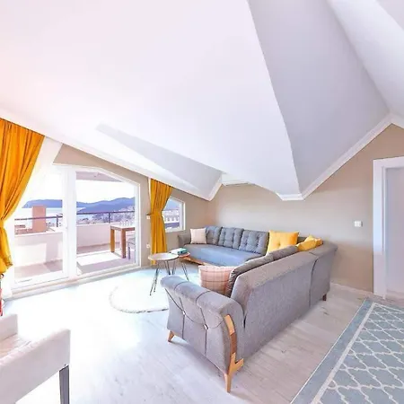 Ozy Center Apartmán Kaş